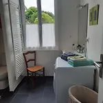 Le De Malo *